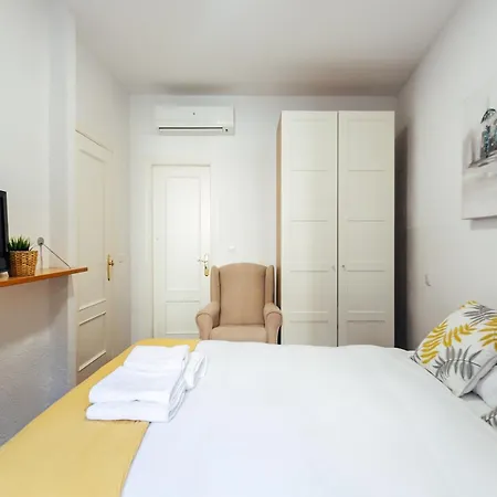 Alohamundi Joaquin Costa Apartment Seville Exterior photo